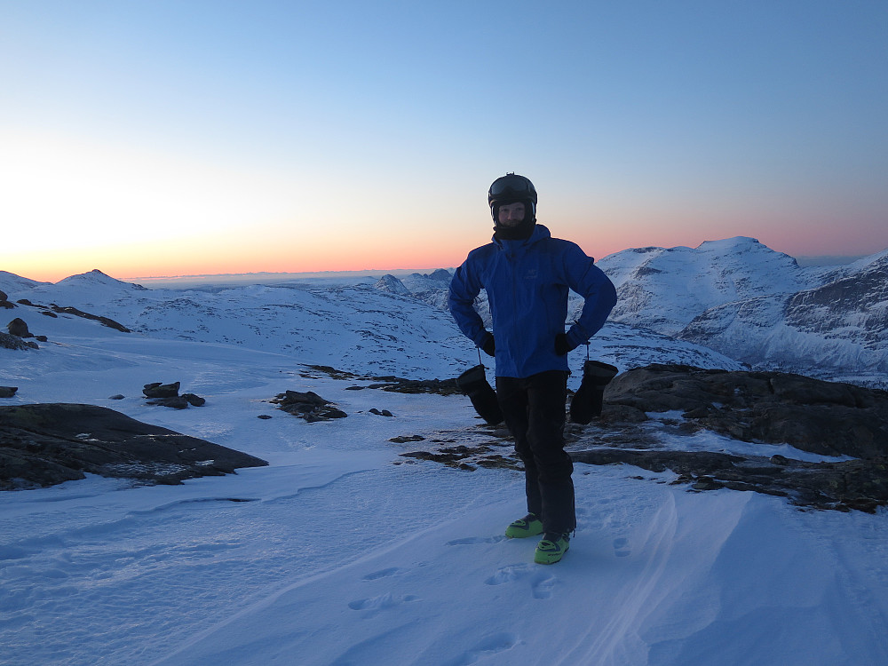 Meg på toppen av Kvalhornet. Klar for nedkjøringen. 