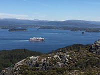 Herlig utsikt over fjordene fra Sangoltshornet