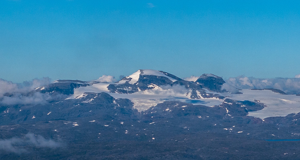 Fin utsikt nordover mot topper i Narvikfjella.