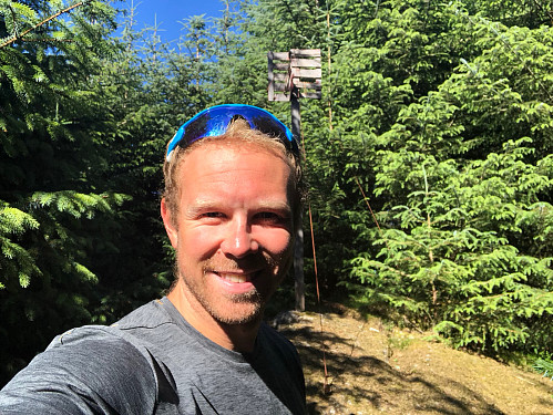 Fjellfie på toppen av Svekanen