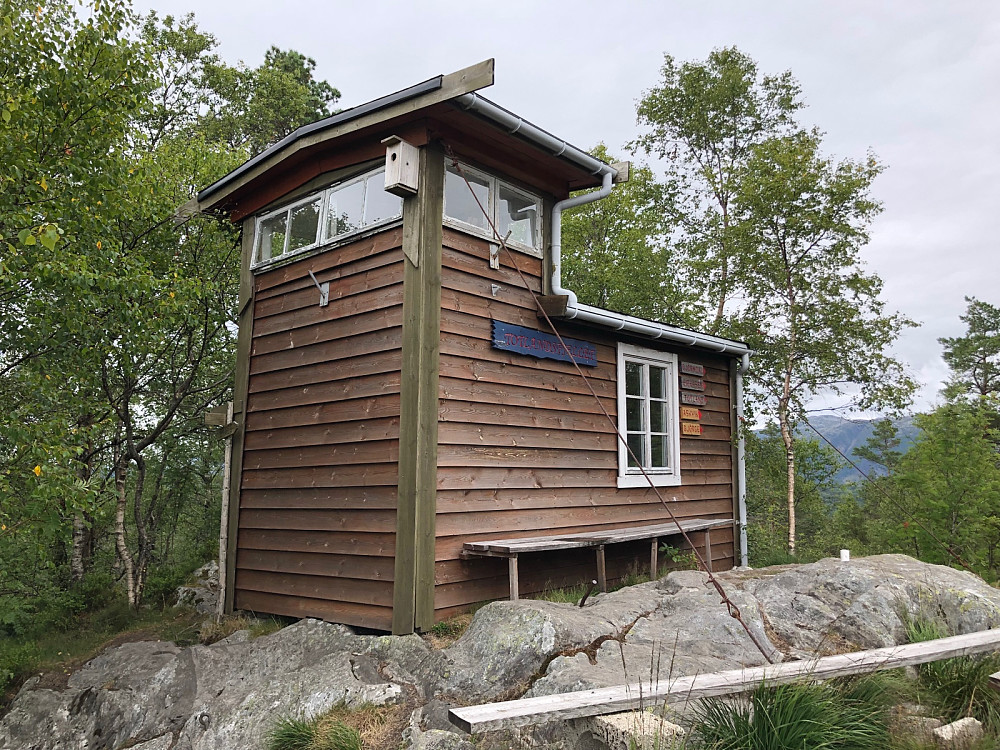 Observasjonstårnet på toppen av Ørnakulten/Totlandsfjellet/Totlandsåsen