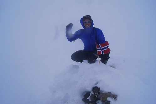 Meg på toppen av Hardangerjøkulen 1861 moh. 