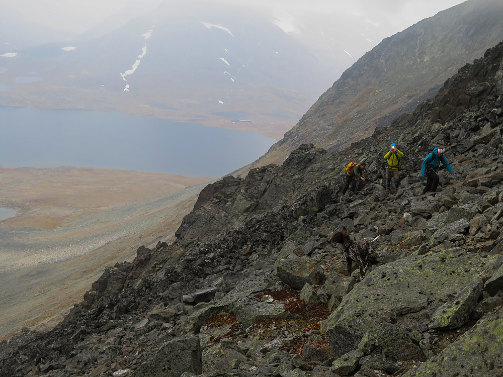 På vei opp mot Vestre Tverrbytthornet