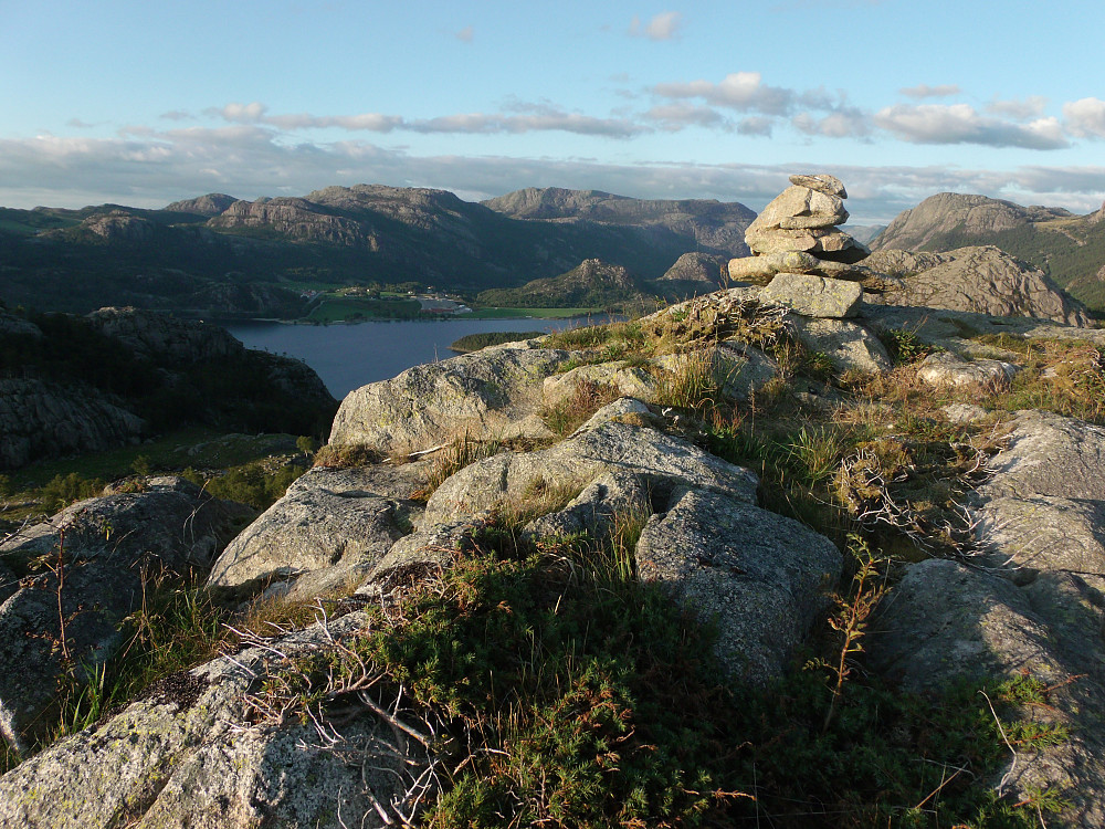 Gulltjørnfjell
