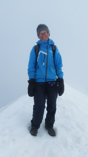 Her står jeg på toppen av Kebnekaise 2099 meter over havet.