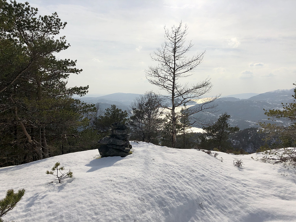 Toppen av Raunelifjellet