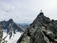 elbow_dsc_1323a.jpg