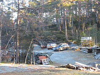 Parkering for biler (og alt mulig annet) på Halvgjenge Parkering.
