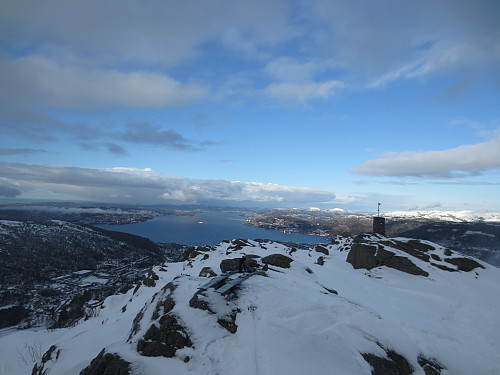 Toppen av Løvstakken, 477 moh, besteget på ski for første gang! 