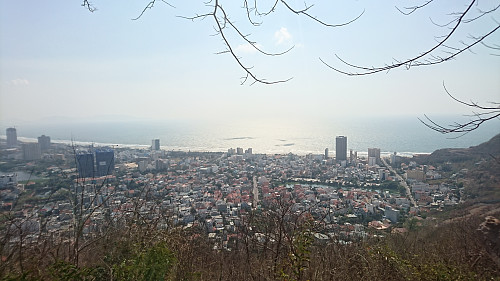 Sentrum av Vung Tau sett fra toppen.