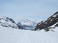 På toppen av Tjørnastølskaret, (ca 1030 moh) rett før nedkjøringen mot Grytingstøl.