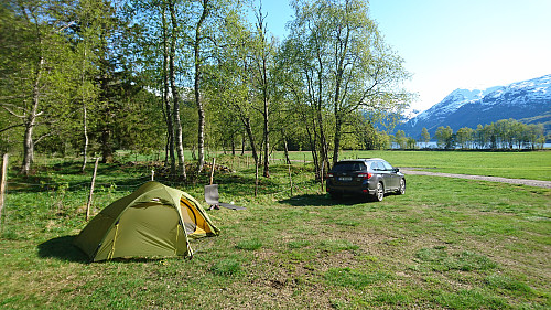 Overnatting på campingplassen på Seim, Røldal.