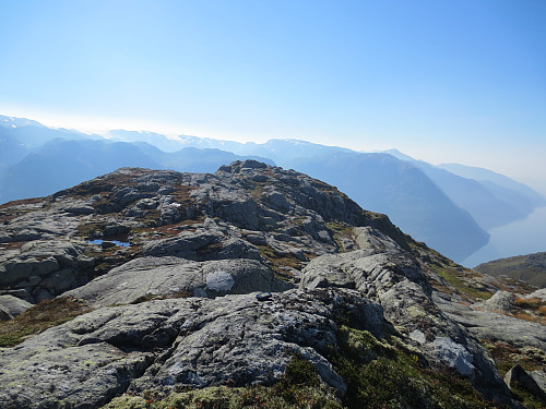 Toppen av Bukkaknotten, satt til 1045 moh. Nordligste punktet ble målt som høyest.