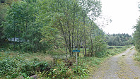Her starter stien fra Tjørndalen. Ikke skiltet mot Kvanntjørnsbu (muligens med vilje).