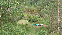 Teltplass i enden av gammel skogsvei ved Grutlevatnet.