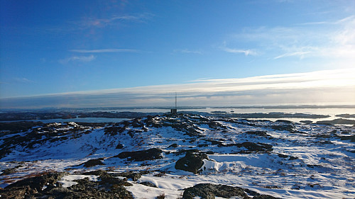 Utsikt fra toppen (294 moh).