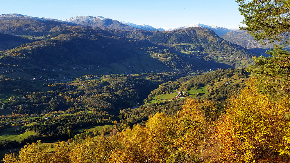 Høstfarger over indre Hafslo