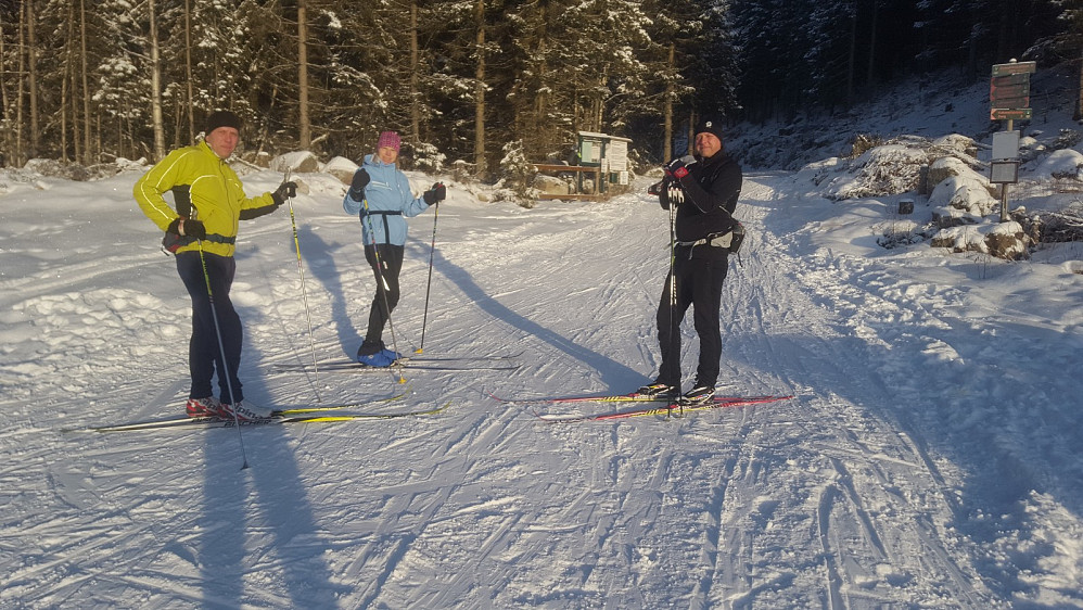 Litt lite snø i de første motbakkene
