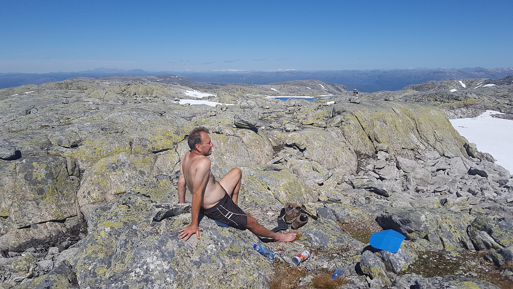 Utsikt mot fra Blægja, Ålfotbreen og Gjegnen fra Runderabben