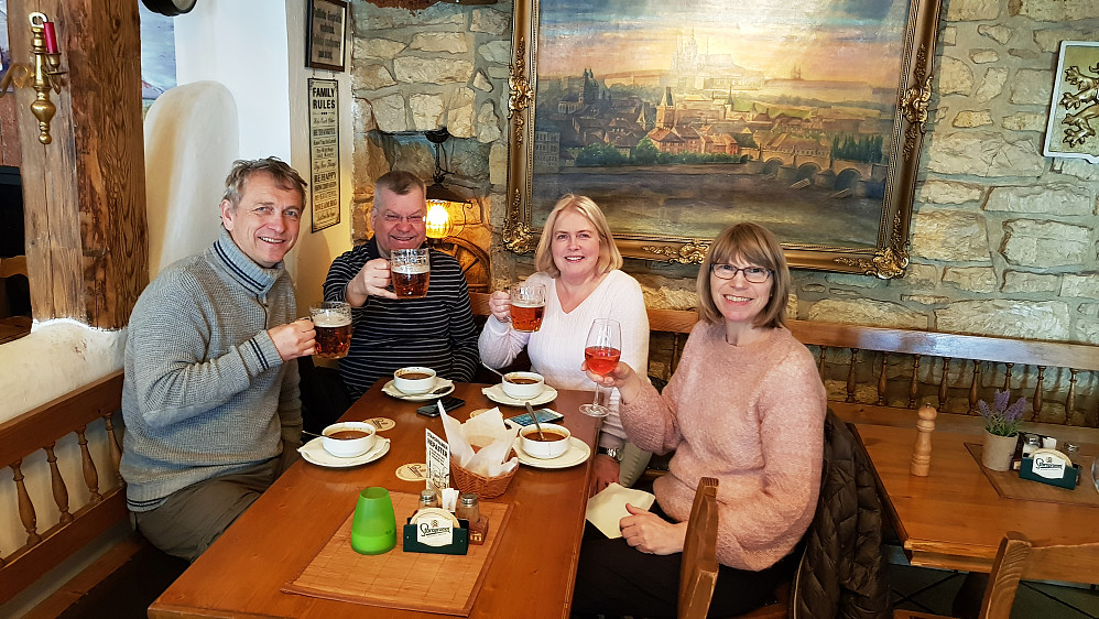 Ånund, Geir, Ellen og Ann Kristin har møttes i Praha.