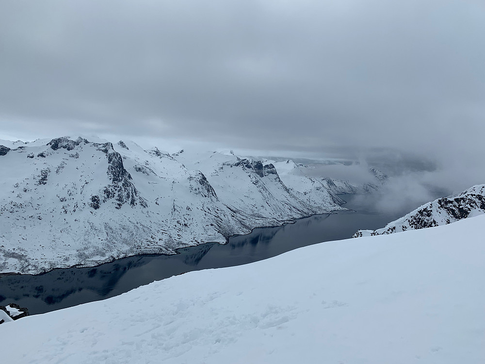 Har aldri sett ersfjorden såppas stille! 
