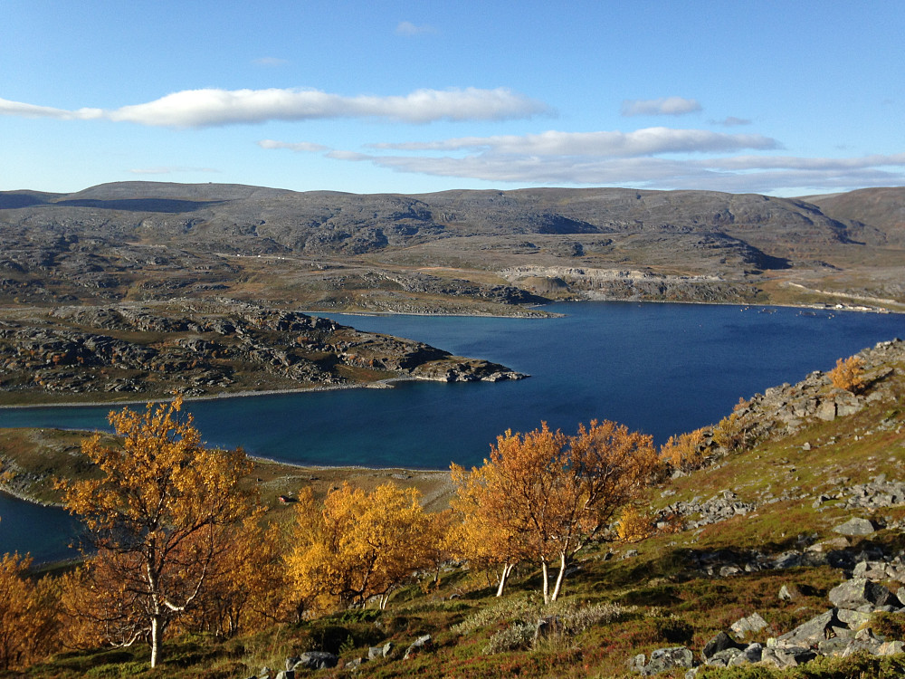 Ned mot Kvalfjorden