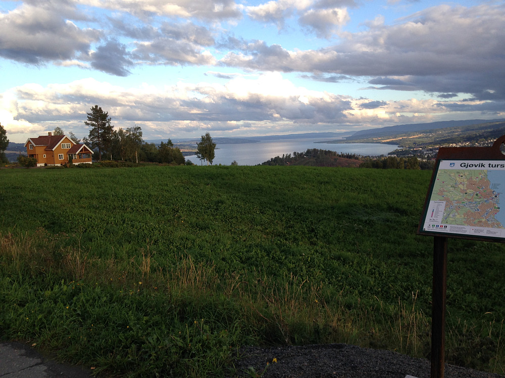 Utsikt mot Mjøsa