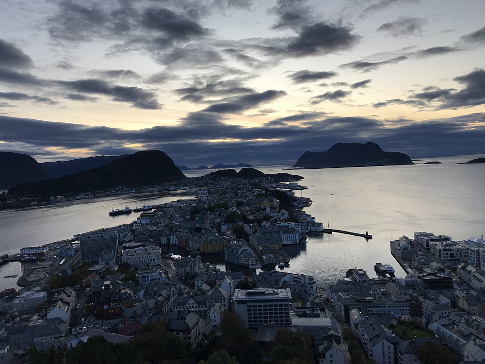 Ålesund sett fra Fjellstua