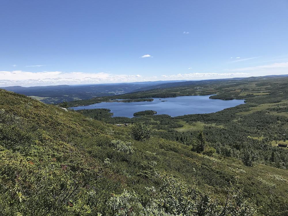 Nedre Ongsjøen sett på tur opp.