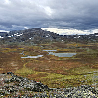 Utsikt over Storkvolvet mot Brattskarven.