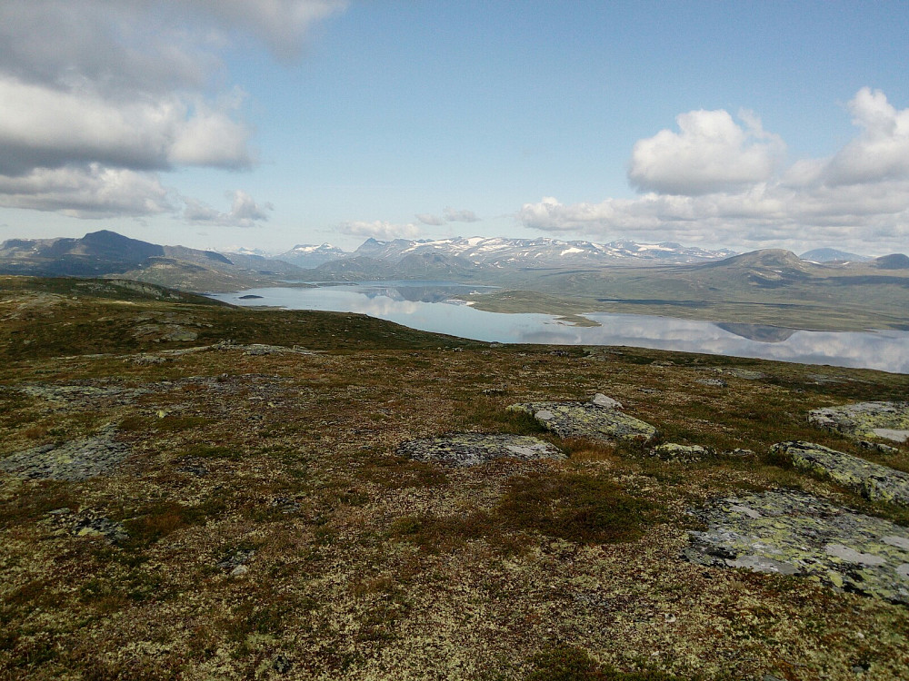 Nordvestover mot Vinstervatn, Bitihorn til venstre