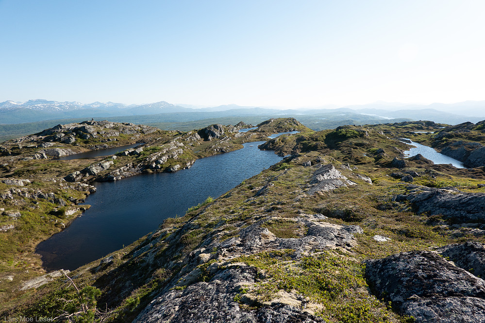 Vestover fra toppen.
