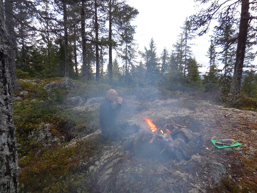 Gutten i røyken, Håkon, på toppen av Venberget, 662 moh.