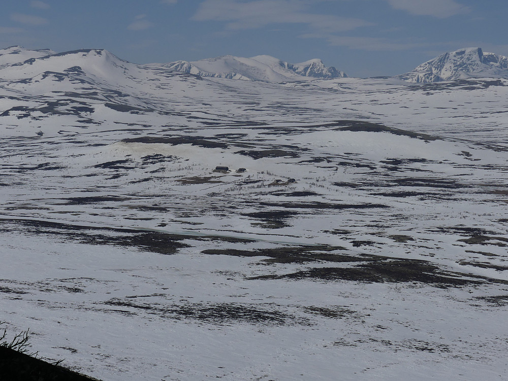 Rollstadsetri og Vesllii ligger flott til i utkanten av Dovrefjell.