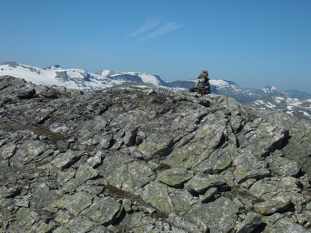 Oppljosegga, 1571 moh., er nådd.
