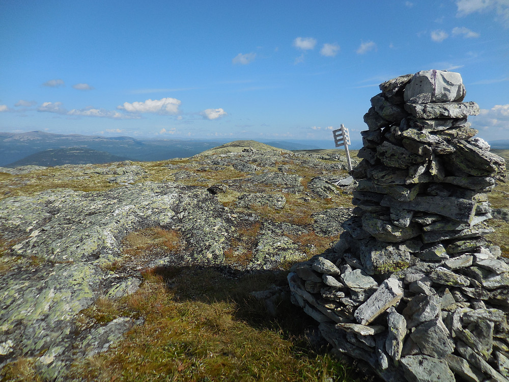 På toppen av Nordre Silikampen, 1243 moh.