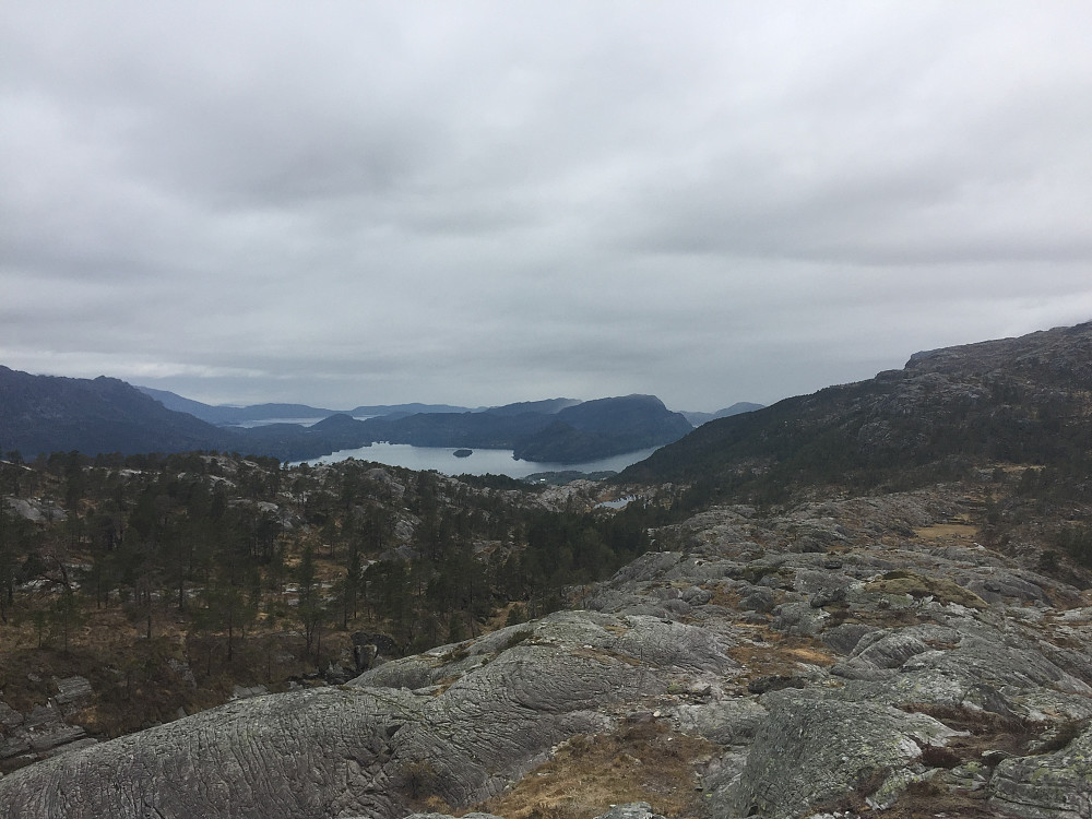 Vestover frå svaberga ved Ystestølen