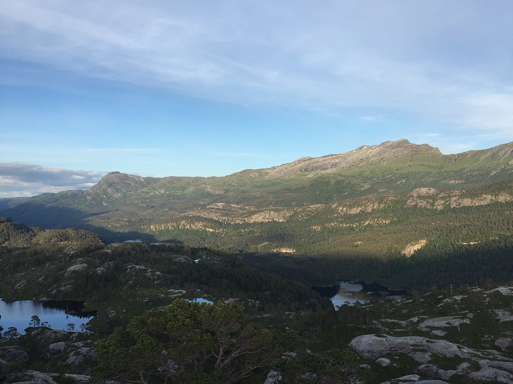  Blånipa og Midtbønipa.