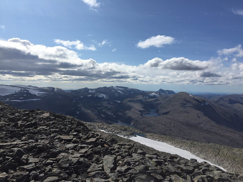 Saga, Plogen, Keipen og Hjelmen.