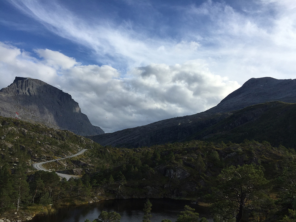 Gjegnen og Bukkenibba.