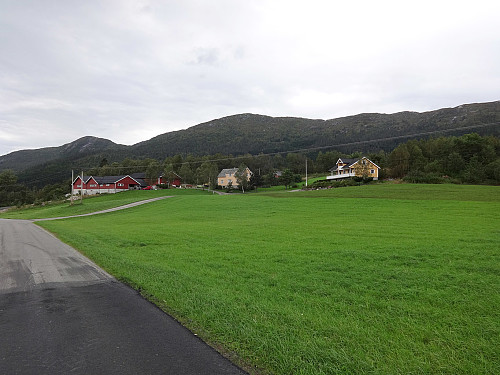 På vei til Eikås og Eikåsnipa