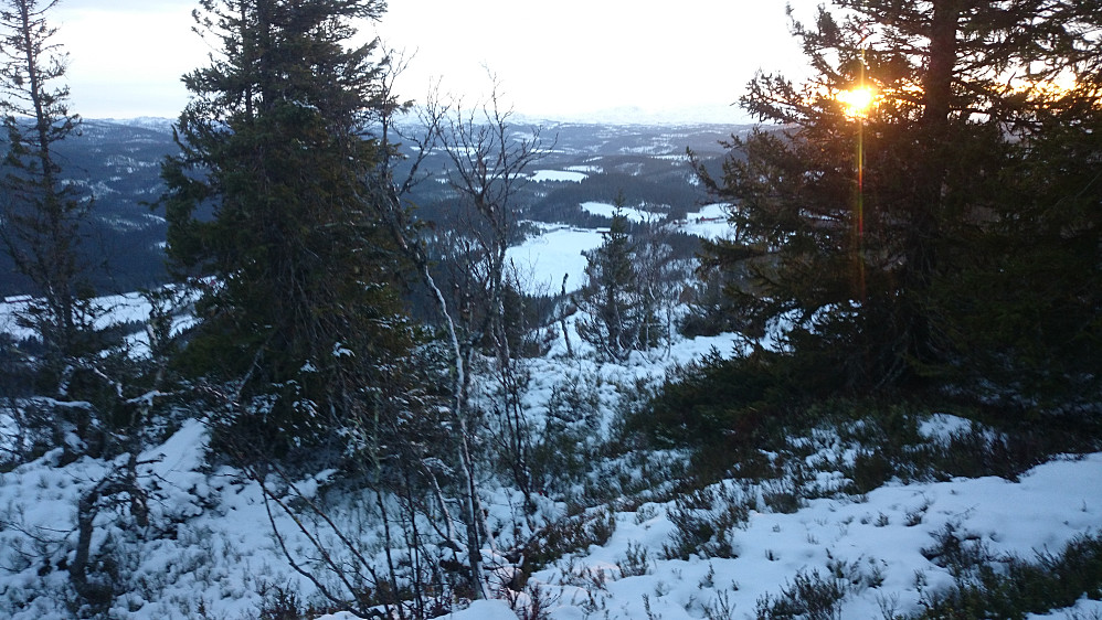 Solnedgang sør-østover fra Almåsåsen.