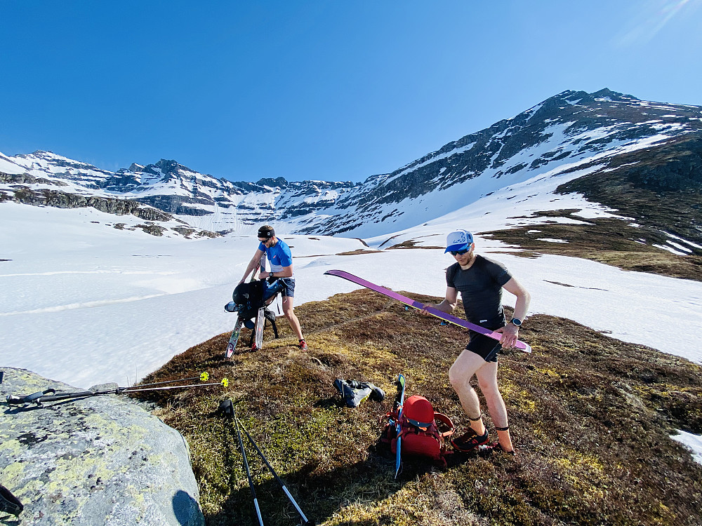 Hoåslia er forsert, og skia skal på.