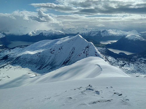#19: Mount Skarven (1048 m.a.m.s.l.) as seen from the summit of Mount Kvasstinden.