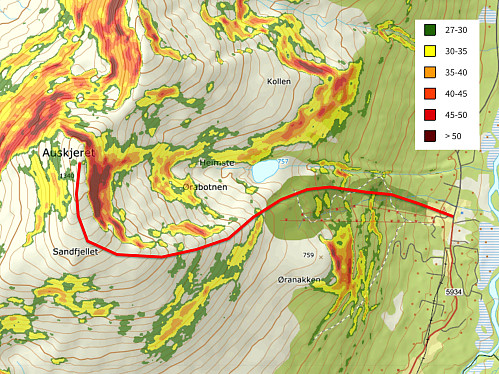 #1: The avalanche forecasts were really bad these days, hence we took great care to plan this mountain ski tour in such a way that we would avoid any steep climbs. The Varsom Regobs app that may be downloaded to your cellphone is quite helpful in this respect.