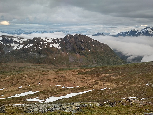 #34: View from Mount Rekdalshesten towards The peaks of Byrkjevollhornet and Hornbotnhornet across the valley of Eikedalen.