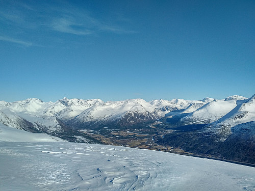 #9: View from the summit of Mount Breivikheia (900 m.a.m.s.l.) towards the valleys of Grøvdalen (left) and Erstaddalen (right).