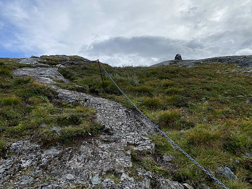 Image #3: The last part of the climb up to the edge between the valley and the lake on the plateau above it.