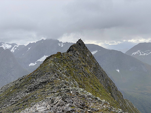 Image #14: Heading towards Mount Kvasstinden [i.e. "The Sharp Peak], which is, as the name indicates, a somewhat sharp peak on the southwest ridge of Mount Sandfjellet.