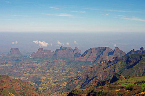 Image #6: An image encompassing the Hawaza Mountain along with the other mountains of the same mountain range (i.e. Amba Toloka and Amba Ton, among others.